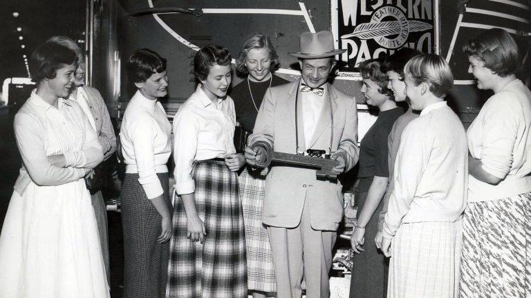 jim rayburn getting welcomed